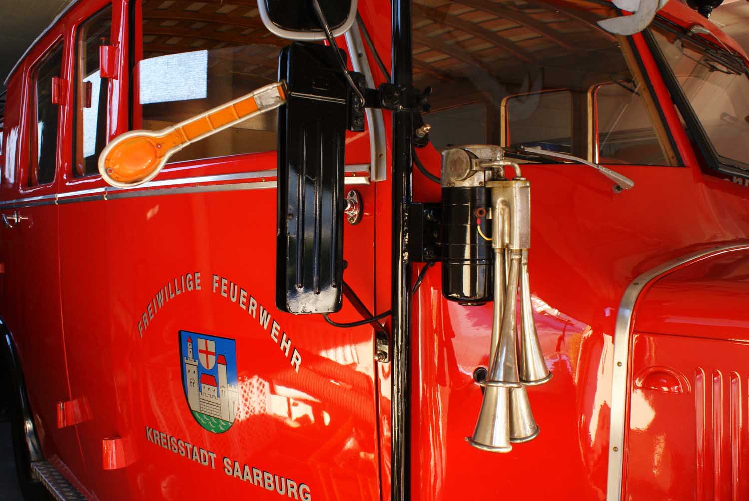 tl_files/Feuerwehr-Saarburg/Aktuelles/Galerien/Fahrzeuge/DSC01375.JPG